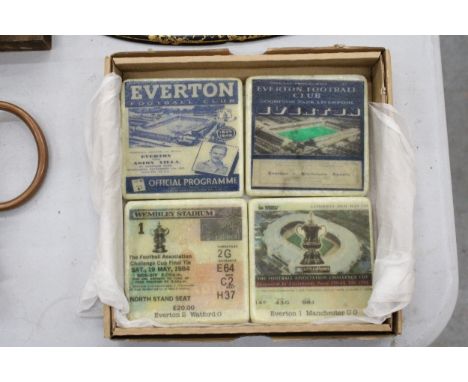 FOUR BOXED CHUNKY MARBLE PLACE MATS EVERTON HISTORY