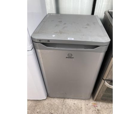 A GREY INDESIT UNDERCOUNTER FRIDGE