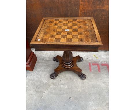 A VICTORIAN MAHOGANY PEDESTAL CHESS/DRAUGHTS TABLE ON CLAW FEET, 23" X 18.5"