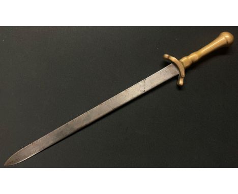 19th Century Hunting sword with single edged blade 420mm in length. No makers mark. Cast Brass Hilt and curved crossguard. We