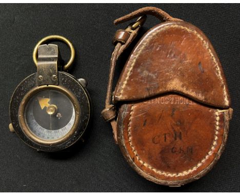 WW1 British Compass serial number 55663 along with WD Broad Arrow. Working order.  Complete in original leather pouch maker m