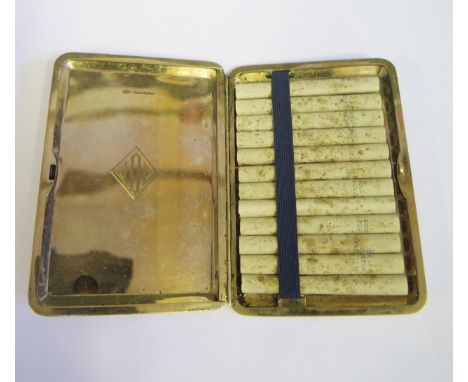 A 9ct Gold Cigarette Case with engine turned decoration, London 1925, 148g 