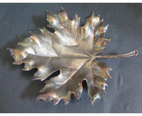 An Italian Sterling Silver Maple Leaf Dish by Mario Buccellati, 11.5cm, 28g 