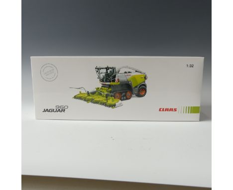 A Marge Models CLAAS Jaguar 960 Terrain Track, Forage Harvester, 1:32 Scale Limited edition, model is still factory sealed an