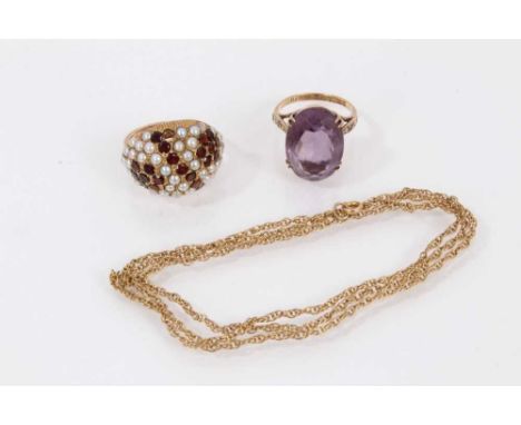 9ct gold garnet and seed pearl bombé dress ring, size N, 9ct gold amethyst cocktail ring, size N and 9ct gold chain, 56.5cm l