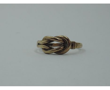 A 9ct gold reef knot ring, size M &amp; 2g