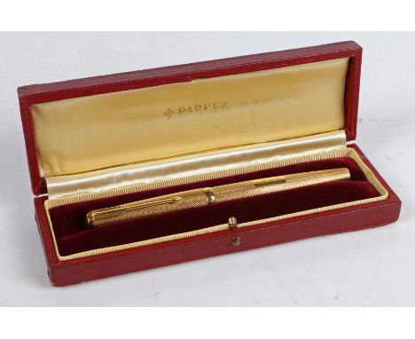A Parker 18 carat gold fountain pen, the engine turned lid and body with rectangular cartouche initialled A.N.R. housed in a 