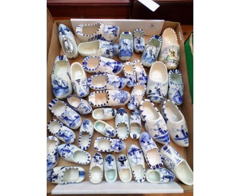 Sel. of blue and white Delft medium/small clogs inc. table lighter (approx. 45 pieces)