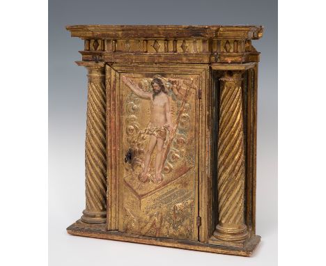 Spanish Renaissance school; 16th century."Front of tabernacle".Carved, polychromed and gilded wood.It has an original key.It 