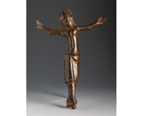 Romanesque Christ, Limoges workshops. France 12th-13th centuries.Copper with traces of gilded polychromy.It presents a damage