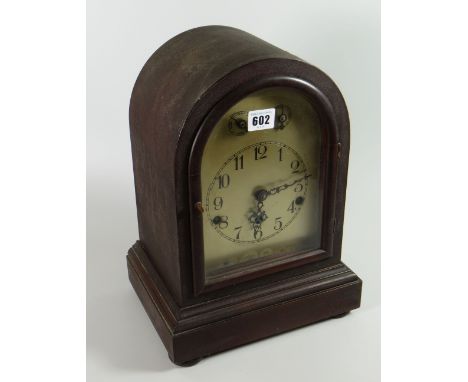 Dome top mantel clock