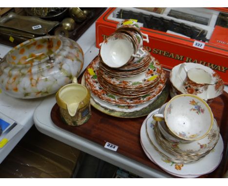 Parcel of vintage teaware & a mottled glass light shade