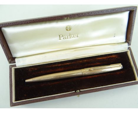 9CT GOLD PARKER 61 BALLPOINT PEN in vintage Parker box stamped 'P.1' to the reverse, 18.1gms