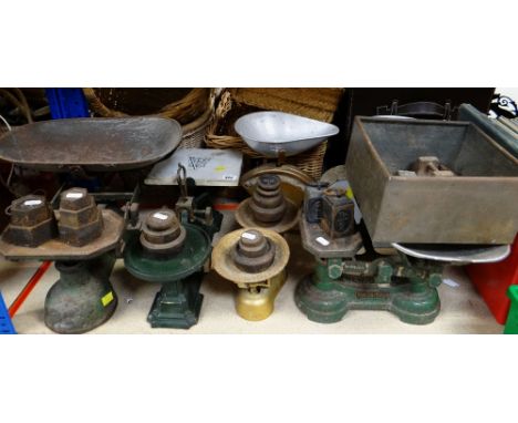 SIX VARIOUS KITCHEN WEIGHING SCALES including one by Avery and associated weights