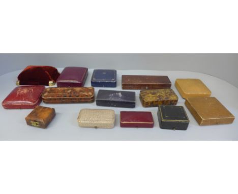 A collection of vintage jewellery boxes 