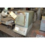 THERMOLYNE F-D1520M Single Door Bench Top Furnace