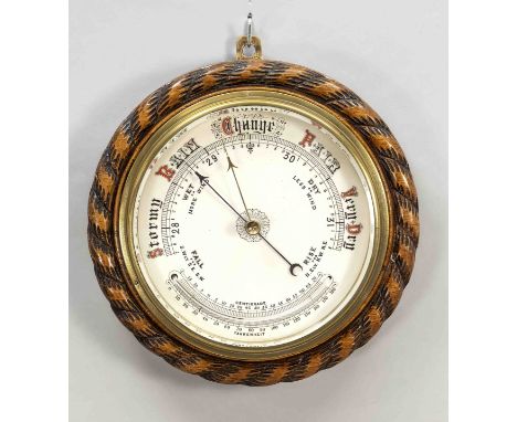 Barometer, Ende 19. Jh., runder Holzkorpus beschnitzt im maritimen Stil, schwere Ausführung, Beschriftung englisch, mit Therm