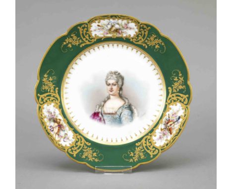 Bildteller, Sèvres, Frankreich, Marke 1779, im Spiegel mit Portrait einer jungen Dame, verso bez. 'Duchesse de Berry', signie