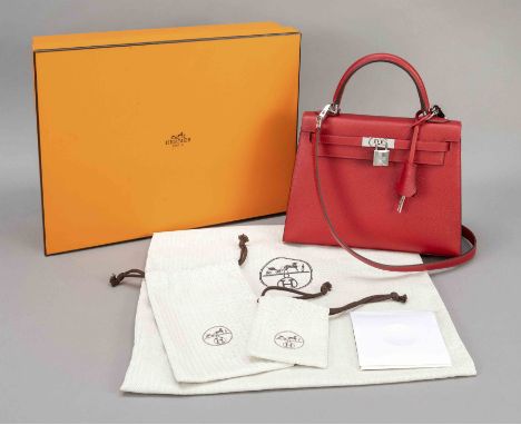 Hermes, Kelly Sellier Bag 25 in Rouge Casaque, signalrotes geprägtes Epsom-Kalbsleder, silberfarbene Hardware, kurzer mittige