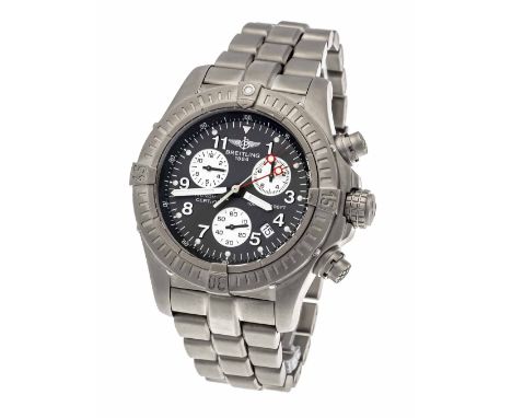 Breitling Avenger M1, Quarz Chronograph Titangehäuse, Titanband, Ref. E73360, 1000m WD, graues Zifferblatt mit arab. Ziffern 