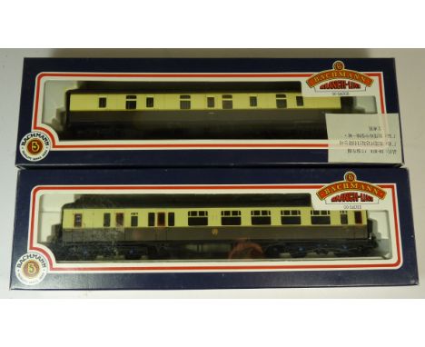 BACHMANN - Branch Line: GWR 1st/3rd coach and Guards, both chocolate/cream, in associated boxes (2) ++coaches near mint