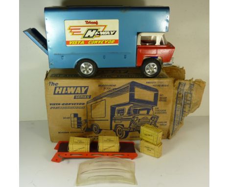 A Triang Vista Conveyor truck, tinplate with celluloid roof panel and together with a conveyor and four packing cases, 36cms 