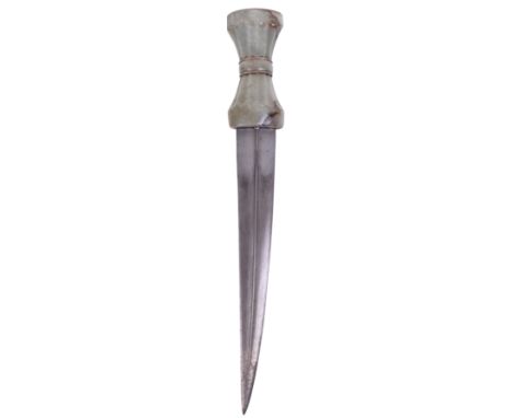 Indian Jade Hilt Dagger Khanjar, slightly curved double edge wootz blade with a narrow raised central rib, hilt of pale green