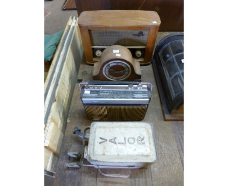 A walnut radiogram, oak mantel clock, etc. (4)