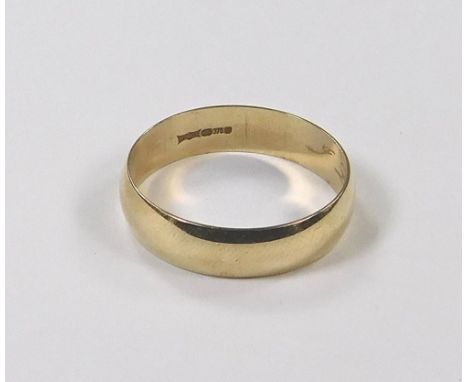 GOLD RING. A gentleman's 9ct. gold wedding band. Size X. Approx. 3.8g.