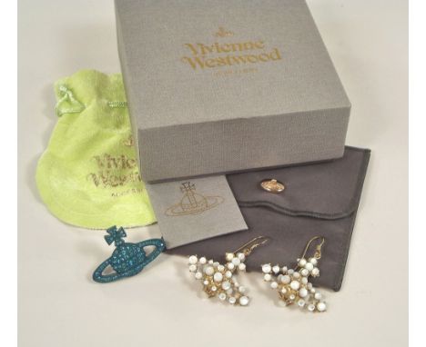 VIVIENNE WESTWOOD. A Vivienne Westwood turquoise orb lapel pin &amp; a pair of gilt metal orb earrings. Width of earrings 3.5
