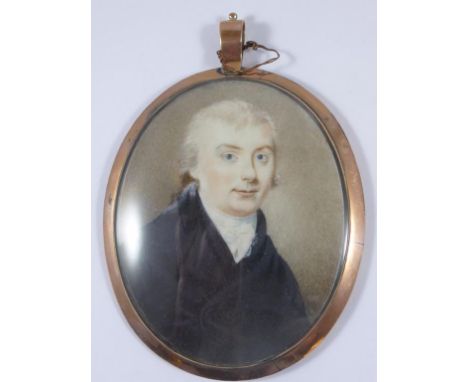 OVAL PORTRAIT MINIATURE, GENTLEMAN IN PERIOD COSTUME, TOGETHER WITH A HAIR LOCKET