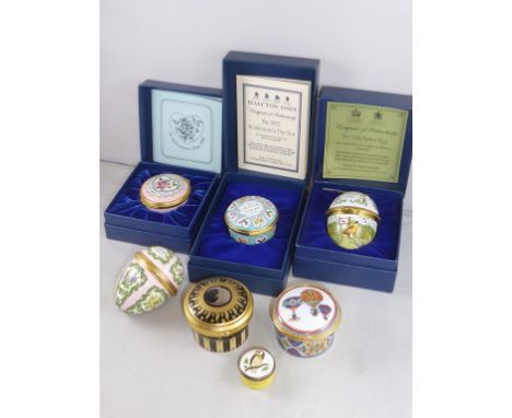 MISC. HALCYON DAYS AND WORCESTER ENAMELLED PATCH BOXES AND EGGS