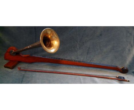 VINTAGE 'COMET' PHONOFIDDLE