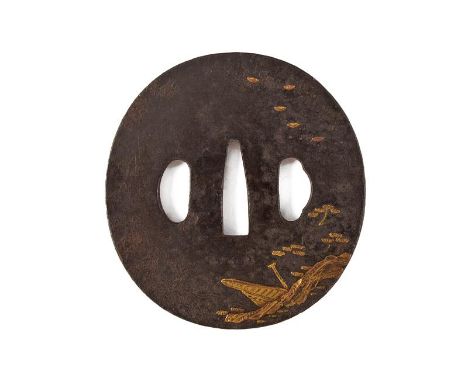 dating: Period (1603-1867) provenance: Japan, Made of iron, maru-shaped. Beautiful gilded decoration in relief of a boat peep