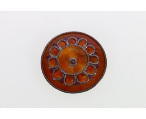 Scottish silver and enamel flower brooch by Alastair Norman Grant of Dust Jewellery Lundin Links, Edinburgh 1973, 5.5cm diame