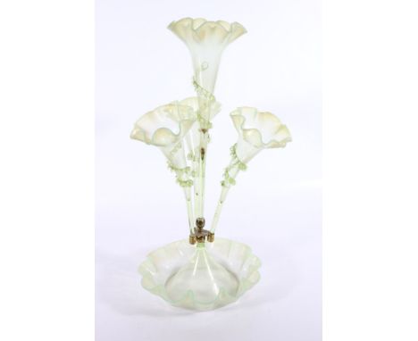 Victorian green vaseline glass table epergne with four trumpet flutes, 55cm tall 