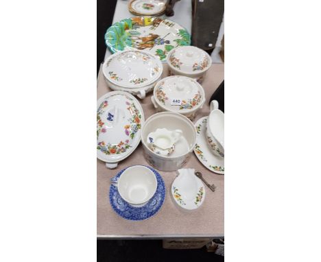 QUANTITY OF AYNSLEY AND SPODE