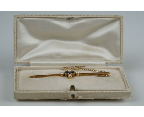 14ct gold sapphire and pearl brooch 
