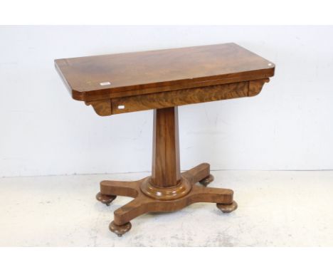 William IV Mahogany Fold-over Card Table with green baize circular playing surface, raised on an octagonal column support, sh