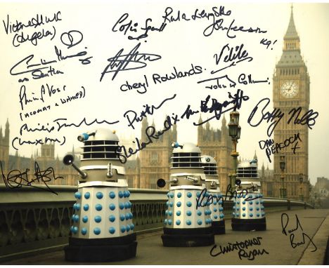 Dr Who 16x12 multi signed photo signed by 18 stars from the iconic BBC SCI Fi series includes Philip Voss, Prentis Hancock, F