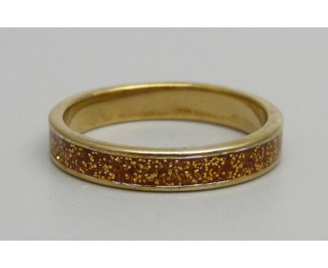 A silver gilt metal flake enamel ring, Q 