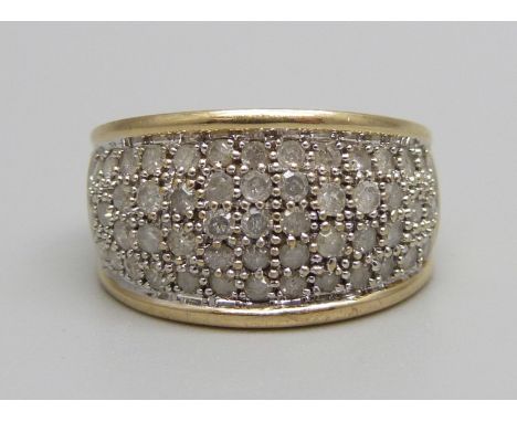 A 9ct gold ring, 1 carat diamond weight marked in the shank, 4.8g, M 