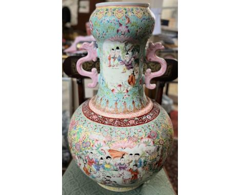 REPLICA CHINESE CERAMIC DOUBLE-GOURD VASE, APPROXIMATELY 18in HIGH. IN REASONABLE USED CONDITION
