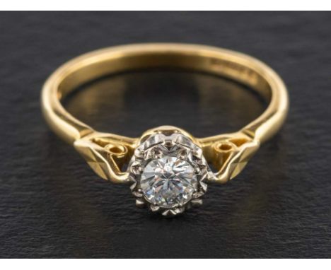 An 18ct gold, round, brilliant-cut, diamond single-stone ring,: estimated diamond weight ca. 0.40ct, H-I colour, SI1-2 clarit