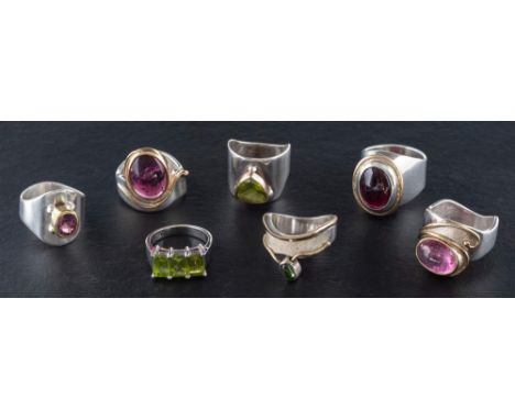 Eight gemset rings,: including pink tourmaline, peridot, and synthetic pink spinel, one stamped '925', ring sizes N-R, total 