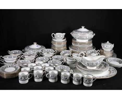 Comprehensive Wedgwood Florentine W4312 pattern bone china dinner, tea and coffee set including tureens and covers, sauce boa