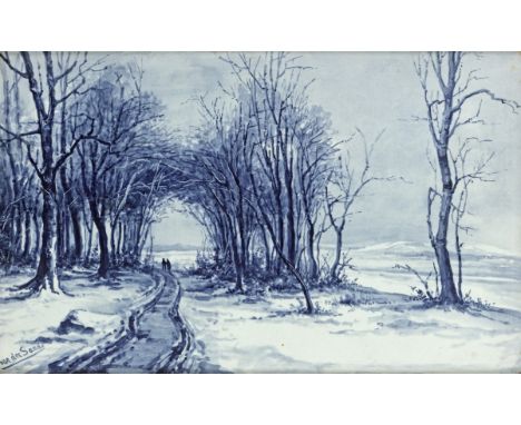   Een blauw-wit tegeltableau, figuren op een bospad. Gesigneerd linksonder 'van der Sande' Afmetingen: 23,5 x 36,5 cm. Gescha
