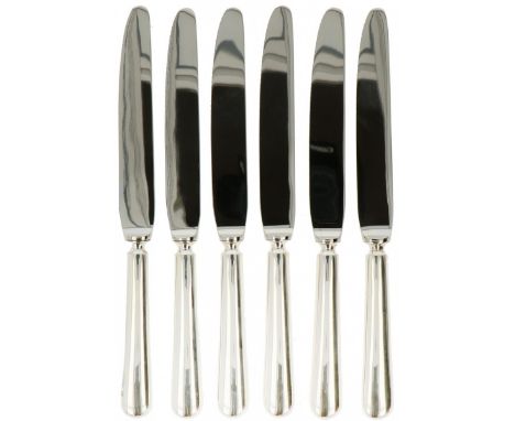   (6) Delig set messen zilver. In nieuwstaat uitgevoerd in 'Hollands rond'. Nederland, Zeist, M.J. Gerritsen, 1994, keurteken