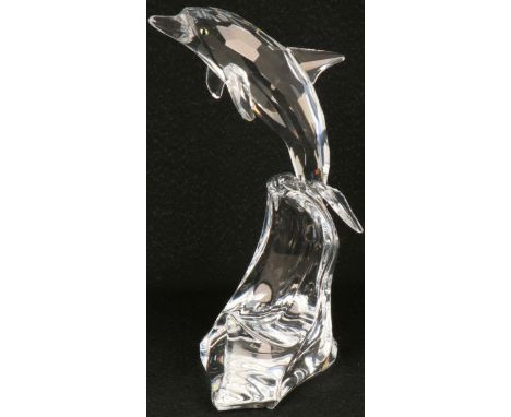   Swarovski Prestige dolfijn. Deze grote dolfijn is gemaakt van helder Swarovski kristal. Nr. 7644/000/001. zonder doos. Gesc