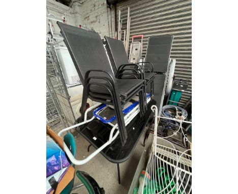Outdoor garden table with 6 chairs. 